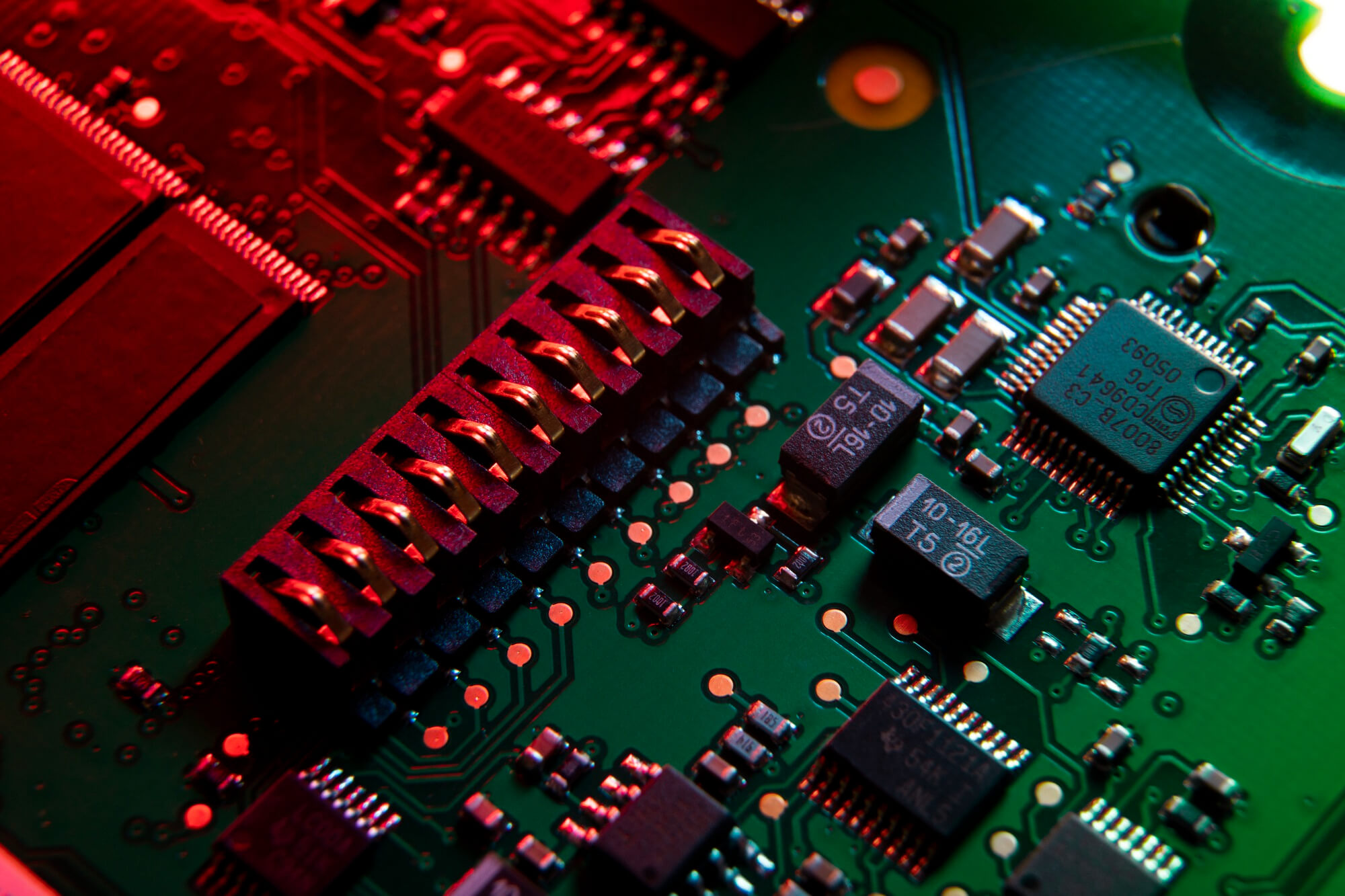An all-in-one QMS software for the electronics industry